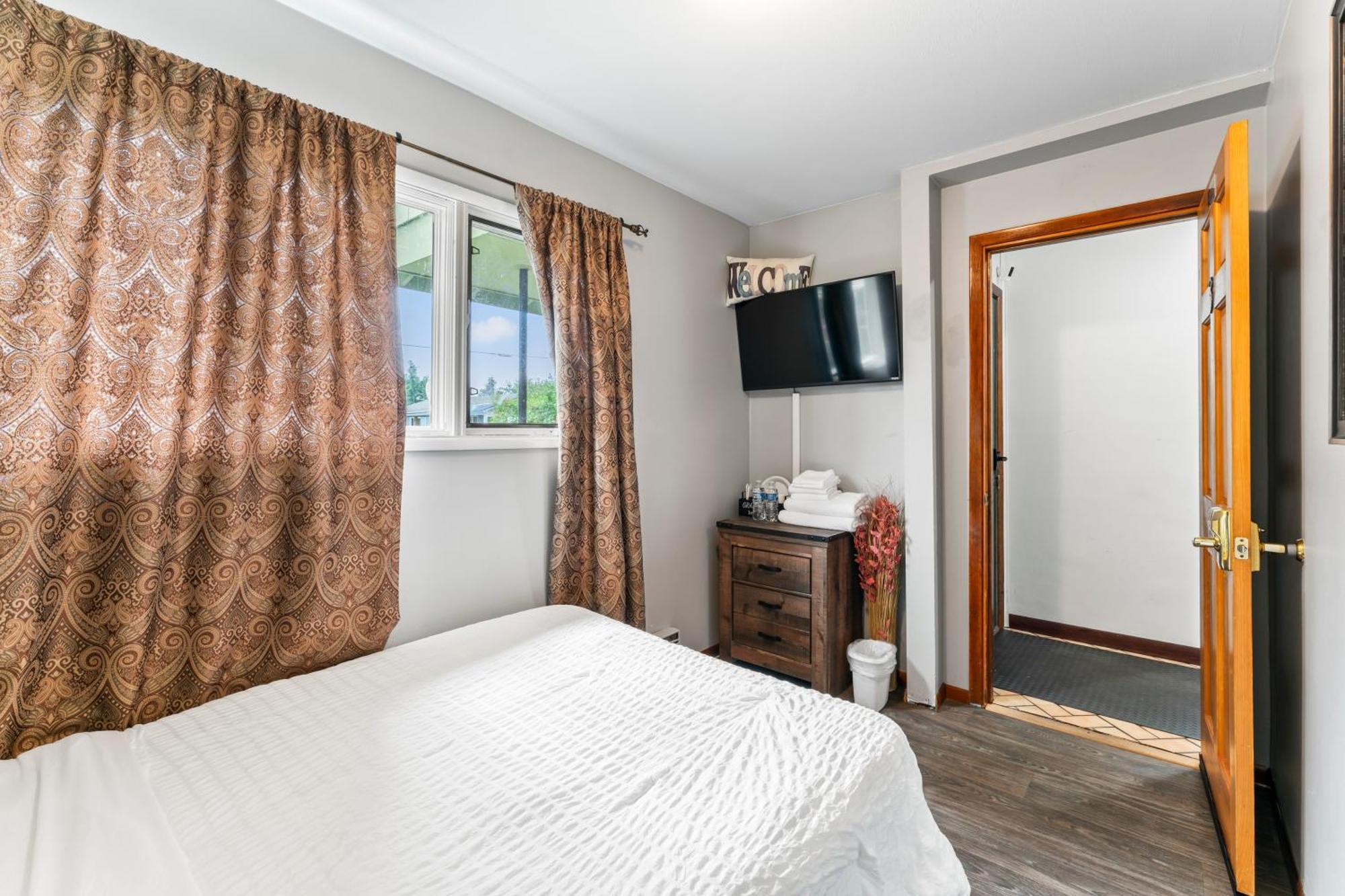 Hotel Compact But Cozy Too Anchorage Exterior foto